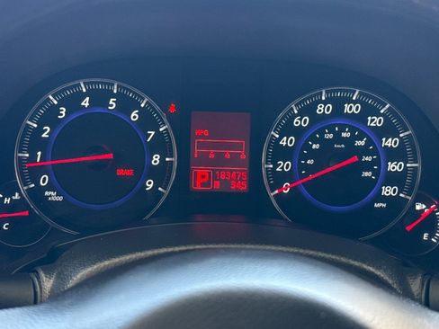 Used 2011 INFINITI FX35 AWD 4dr w/ Premium Pkg image 18