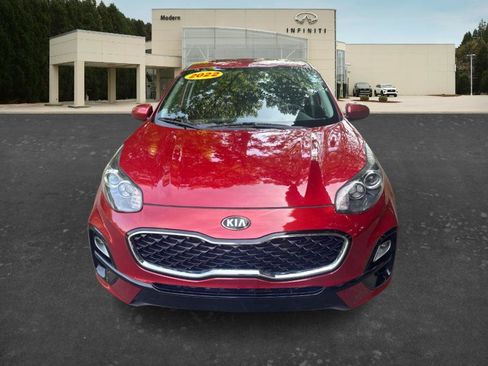 Used 2022 Kia Sportage LX AWD/4WD image 2