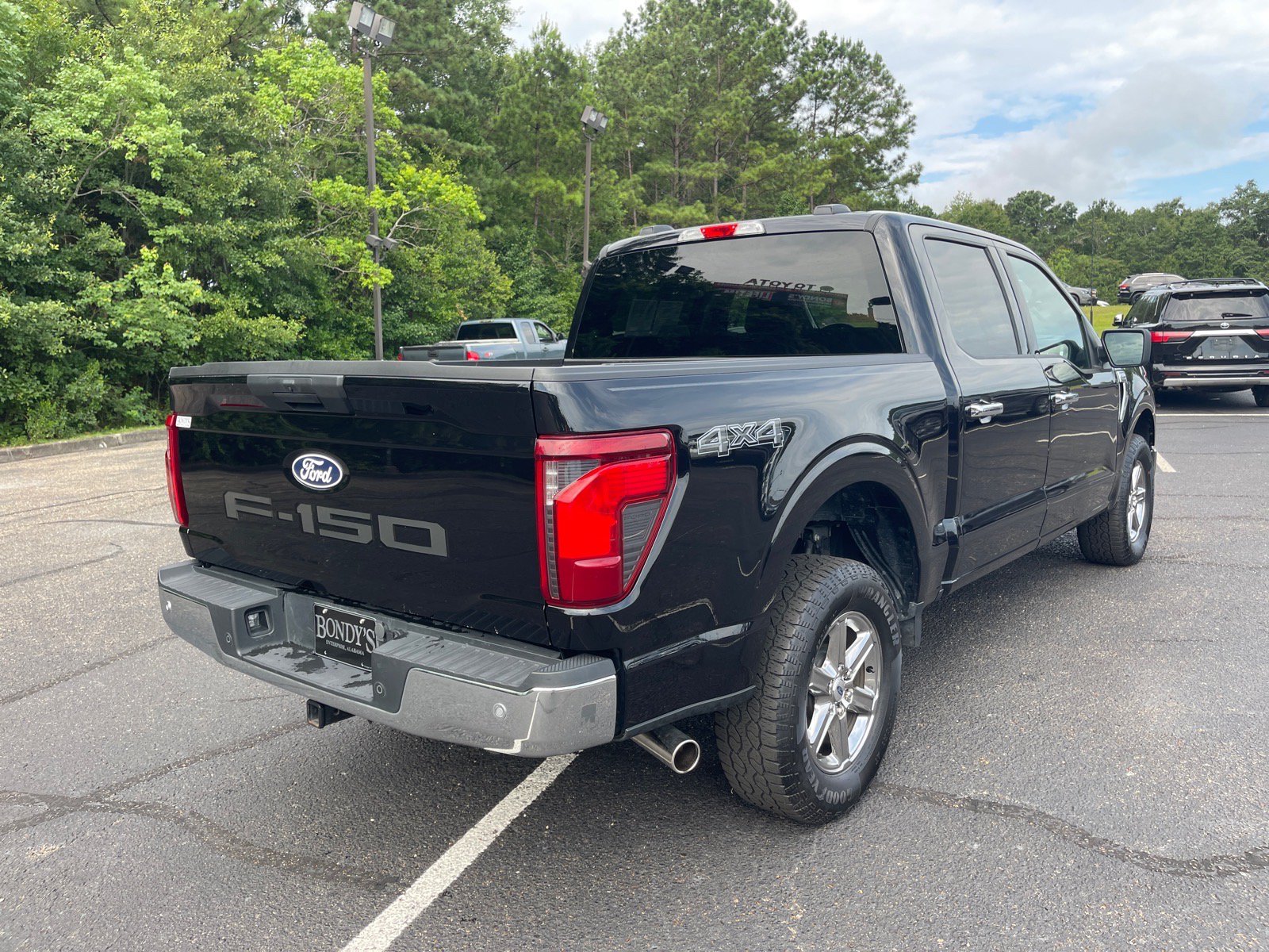Used 2025 Ford F150 XLT w/ Equipment Group 301A Standard AWD/4WD image 17