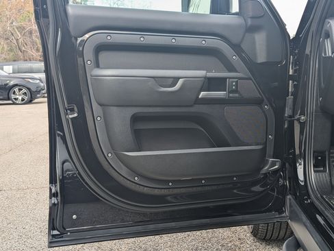 New 2026 Land Rover Defender 130 X image 20
