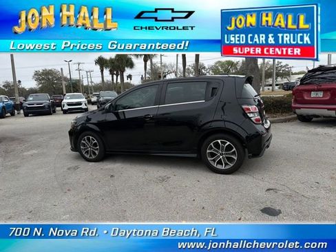 Used 2019 Chevrolet Sonic LT w/ Convenience Package image 5