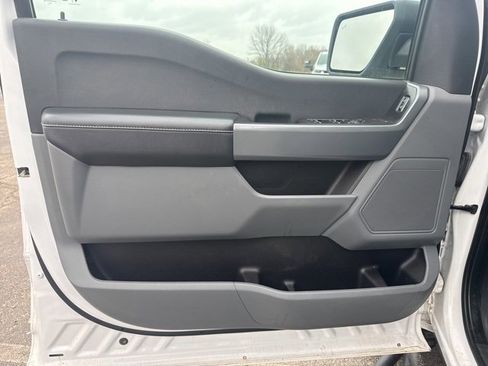 Used 2023 Ford F150 XLT w/ Trailer Tow Package image 12