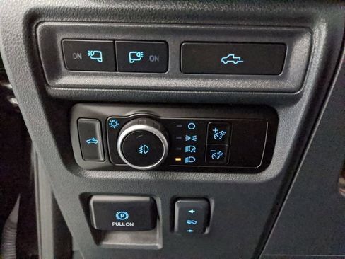 Certified 2023 Ford F150 Lariat w/ Max Trailer Tow Package AWD/4WD image 75