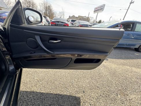 Used 2010 BMW 328i Convertible RWD image 39