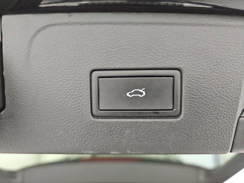 Used 2023 Volkswagen Atlas SEL Premium AWD/4WD image 35