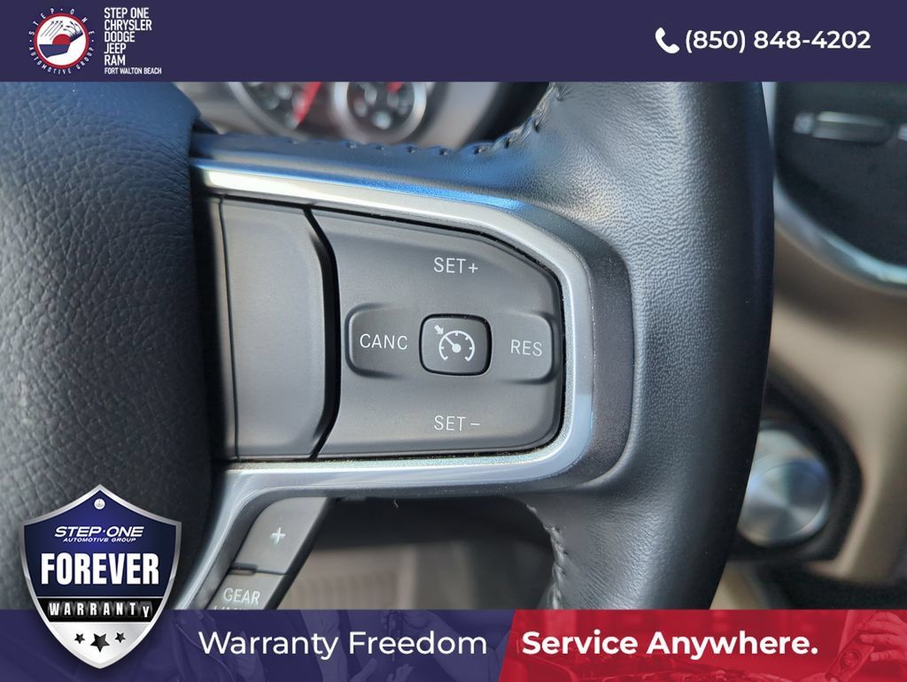 Used 2022 RAM 1500 Laramie AWD/4WD image 22