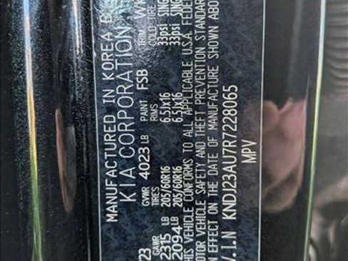 Used 2024 Kia Soul LX w/ Option Group 015 FWD image 23