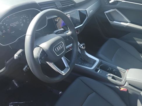 Certified 2025 Audi Q3 2.0T Premium w/ Convenience Package image 18