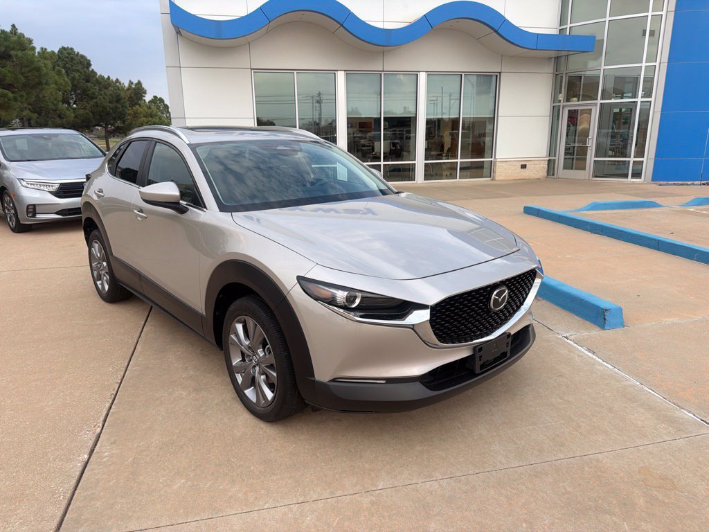Used 2024 MAZDA CX-30 AWD 2.5 S w/ Preferred Package image 2