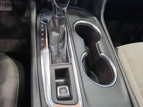 Used 2024 Chevrolet Equinox LS FWD image 23
