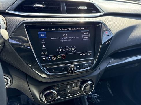 Used 2023 Chevrolet TrailBlazer LT w/ Convenience Package image 5