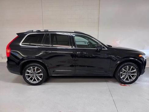 Used 2019 Volvo XC90 T6 Momentum w/ Advanced Package AWD/4WD image 2