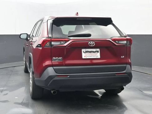 Used 2023 Toyota RAV4 LE FWD image 4