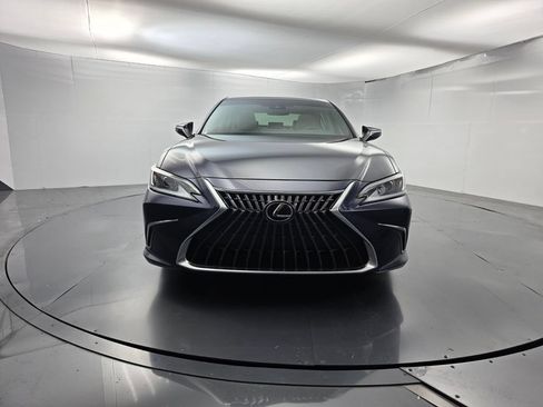 Used 2025 Lexus ES 350 w/ Premium Package FWD image 2