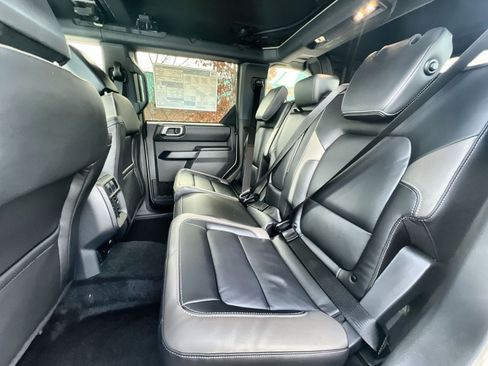 New 2025 Ford Bronco Outer Banks image 24