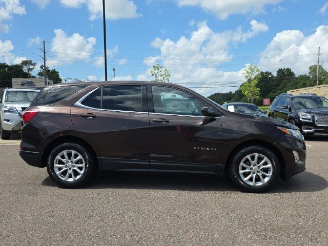 Used 2020 Chevrolet Equinox LT FWD image 2