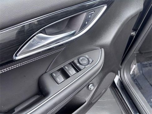 Used 2023 Buick Envision Preferred w/ Sport Touring Package image 13