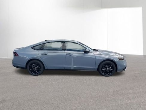New 2025 Honda Accord SE image 10