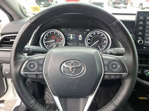 Used 2024 Toyota Camry XLE w/ Navigation Package image 19