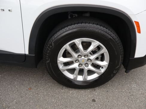 Used 2023 Chevrolet Traverse LS w/ Safety Package FWD image 40