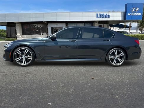 Used 2019 BMW 740i w/ Executive Package RWD image 6