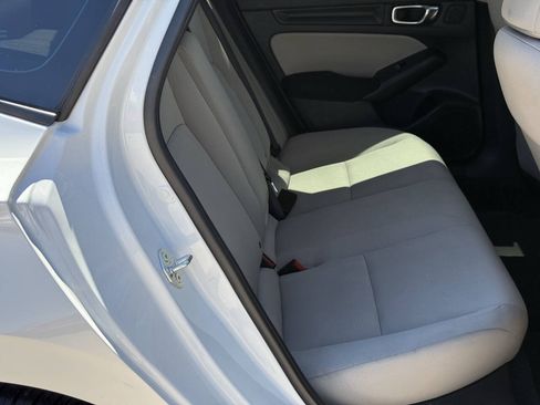 Used 2022 Honda Civic EX image 19
