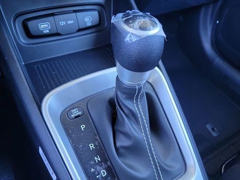 New 2026 Hyundai Venue SE image 14