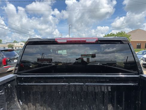 Used 2023 GMC Sierra 1500 Elevation AWD/4WD image 16
