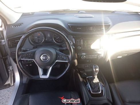 Used 2022 Nissan Rogue Sport SL w/ Premium Package image 23