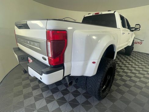 Used 2021 Ford F450 Platinum w/ FX4 Off-Road Package image 7