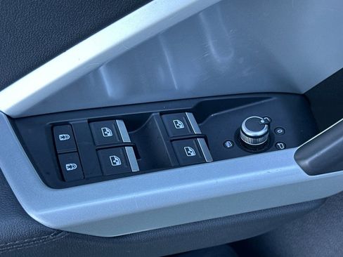 Used 2020 Audi Q3 2.0T Premium Plus w/ Premium Plus Package image 13