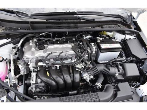 Certified 2022 Toyota Corolla LE FWD image 12