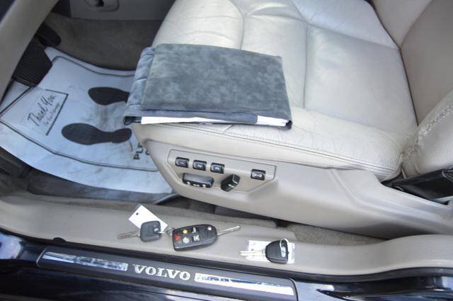 Used 2005 Volvo S60 2.5T FWD image 30