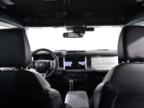 New 2025 Ford Bronco Outer Banks AWD/4WD image 17