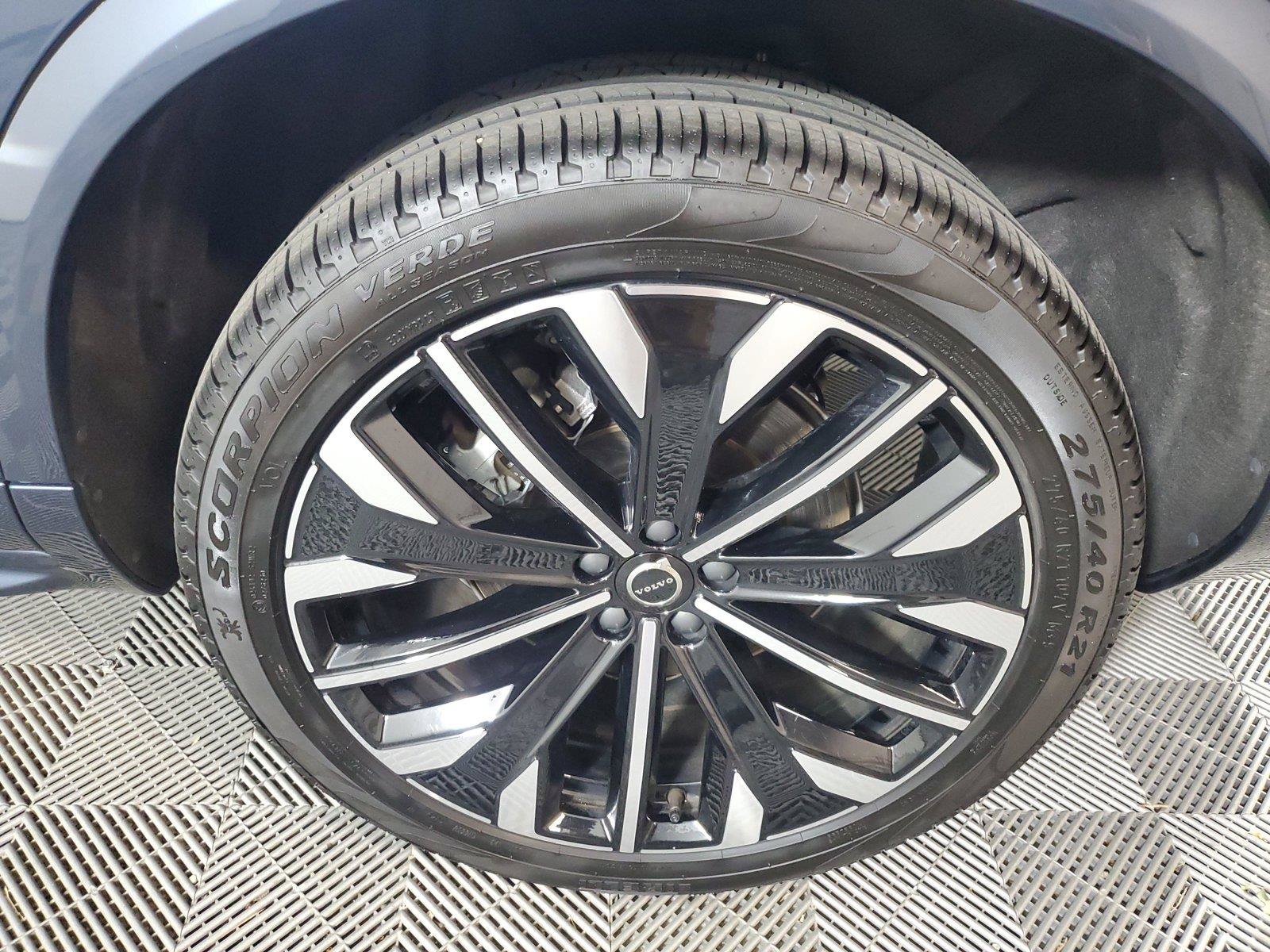 Certified 2026 Volvo XC90 B6 Ultra AWD/4WD image 12