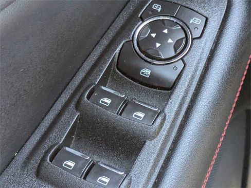 Certified 2022 Ford Edge ST-Line image 22