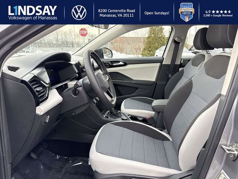 Used 2025 Volkswagen Taos S image 9