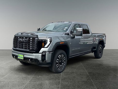 New 2025 GMC Sierra 2500 Denali Ultimate w/ Max Trailering Package image 3