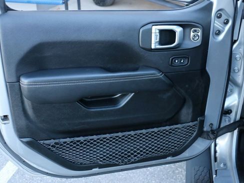 Used 2021 Jeep Wrangler Unlimited Sahara image 14