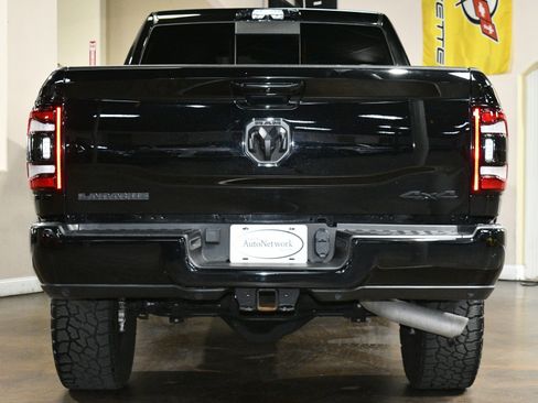Used 2022 RAM 2500 Laramie AWD/4WD image 2