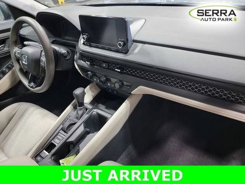 Certified 2023 Honda Accord EX image 16