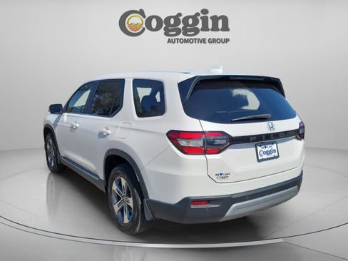 Used 2023 Honda Pilot EX-L image 3