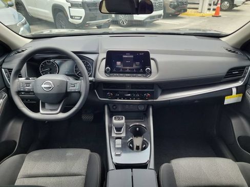 New 2026 Nissan Rogue SV FWD image 15