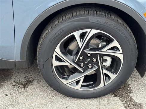 New 2026 Lincoln Nautilus Premier w/ Jet Appearance Package image 9