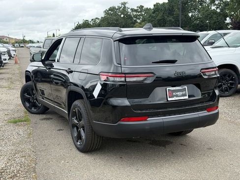New 2026 Jeep Grand Cherokee L Limited w/ Limited Altitude Package AWD/4WD image 9