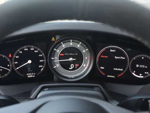 Certified 2024 Porsche 911 Turbo S AWD/4WD image 18
