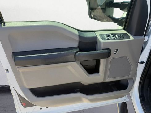 Used 2022 Ford F250 XL w/ Power Equipment Group RWD image 13