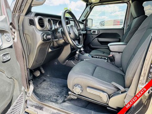 Used 2021 Jeep Wrangler Unlimited Sport AWD/4WD image 3