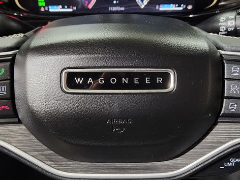 Used 2022 Jeep Wagoneer Series III w/ Premium Group I image 50