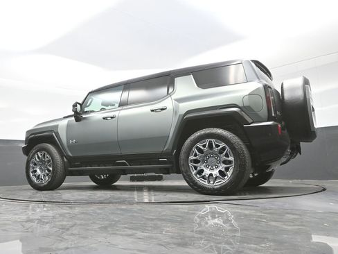 Used 2024 GMC Hummer EV 3X image 33